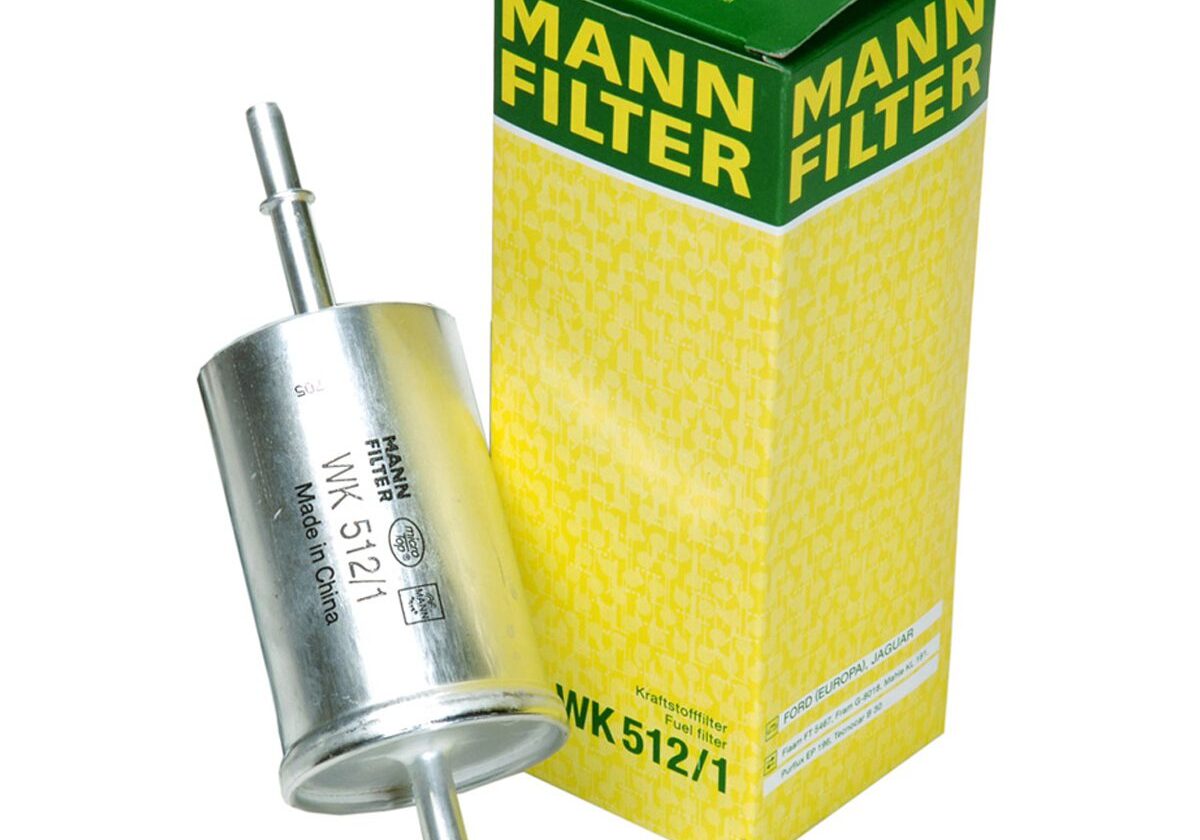 MANN fuel filter with packaging box.