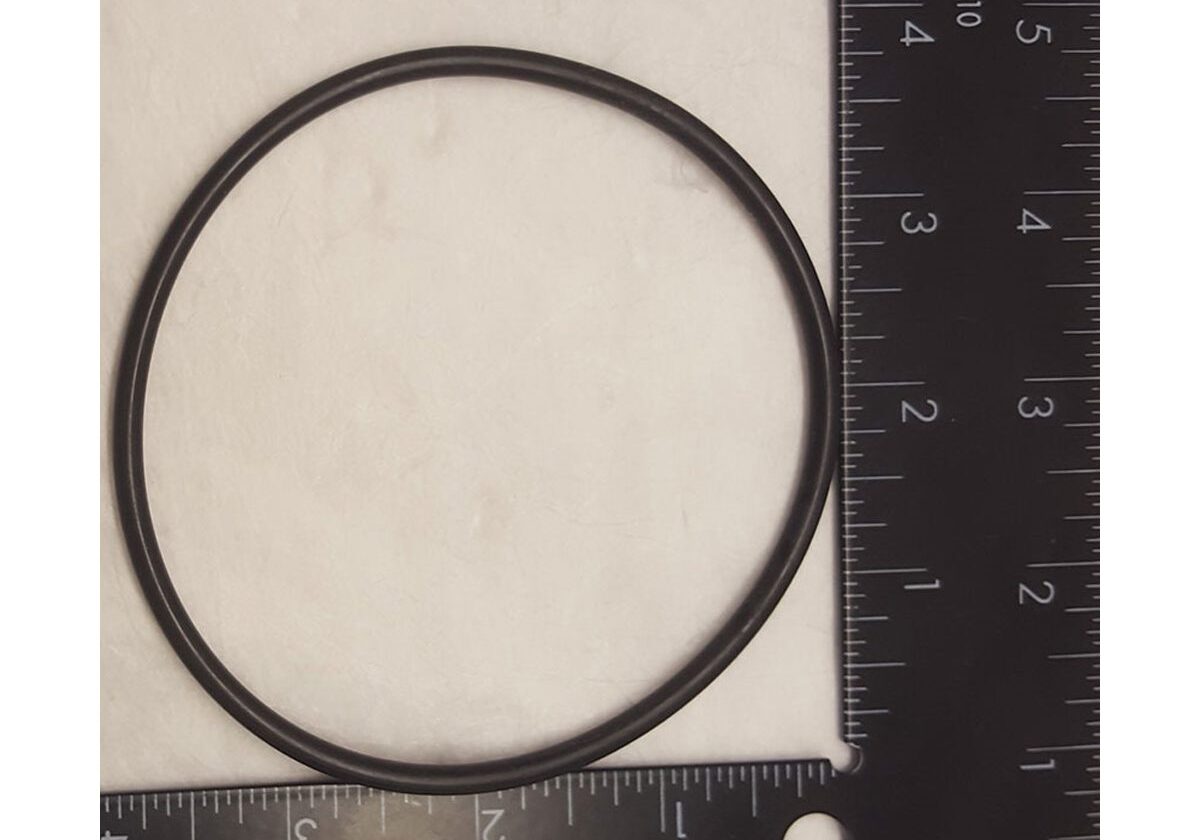 Black rubber ring with measuring rulers.