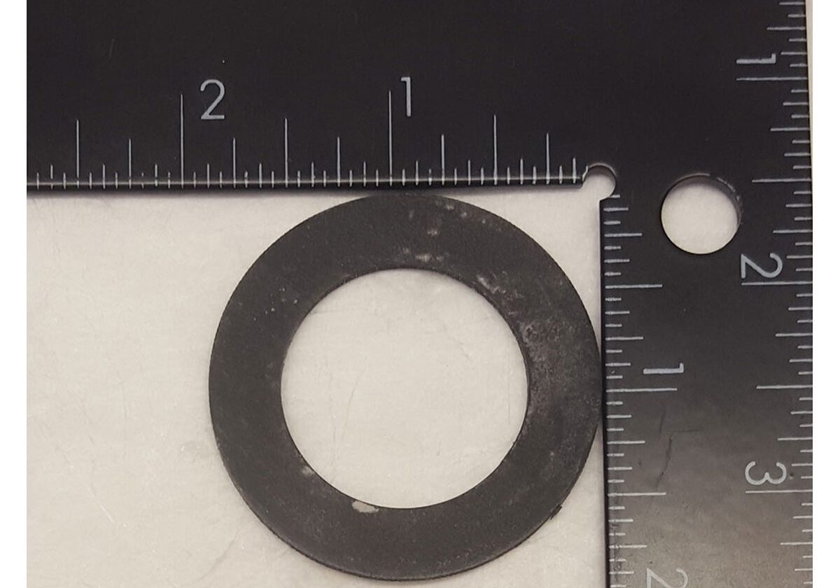 Metal washer with measuring square and ruler.