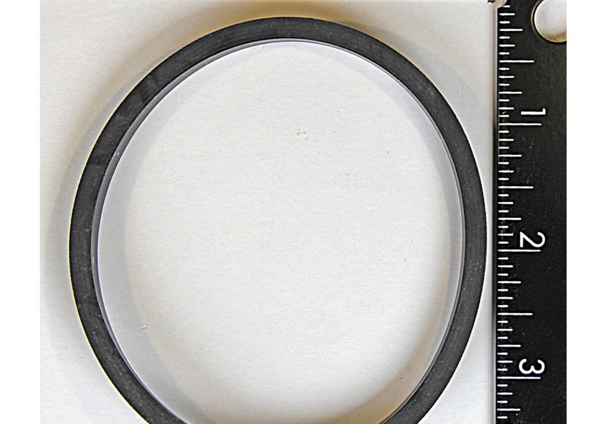 Rubber gasket with measuring rulers beside.