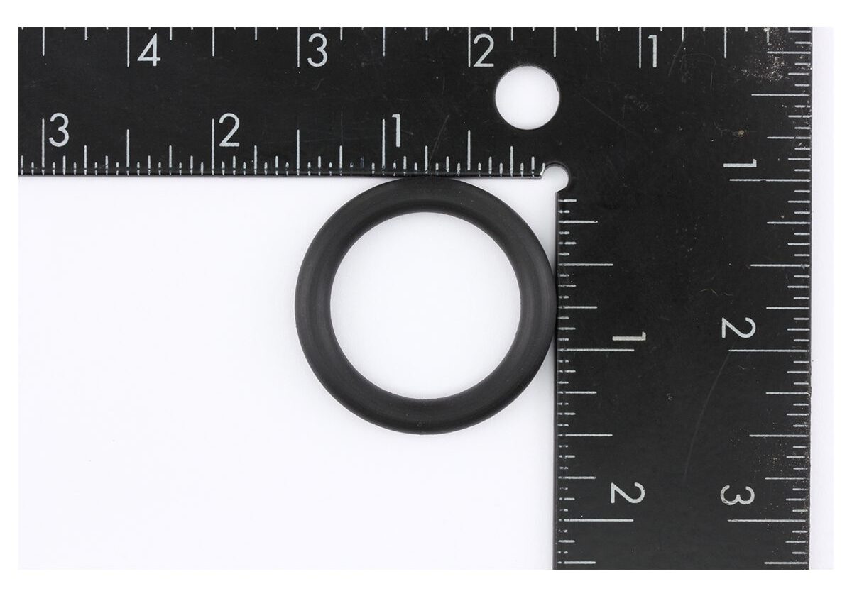Black rubber O-ring with measuring rulers.